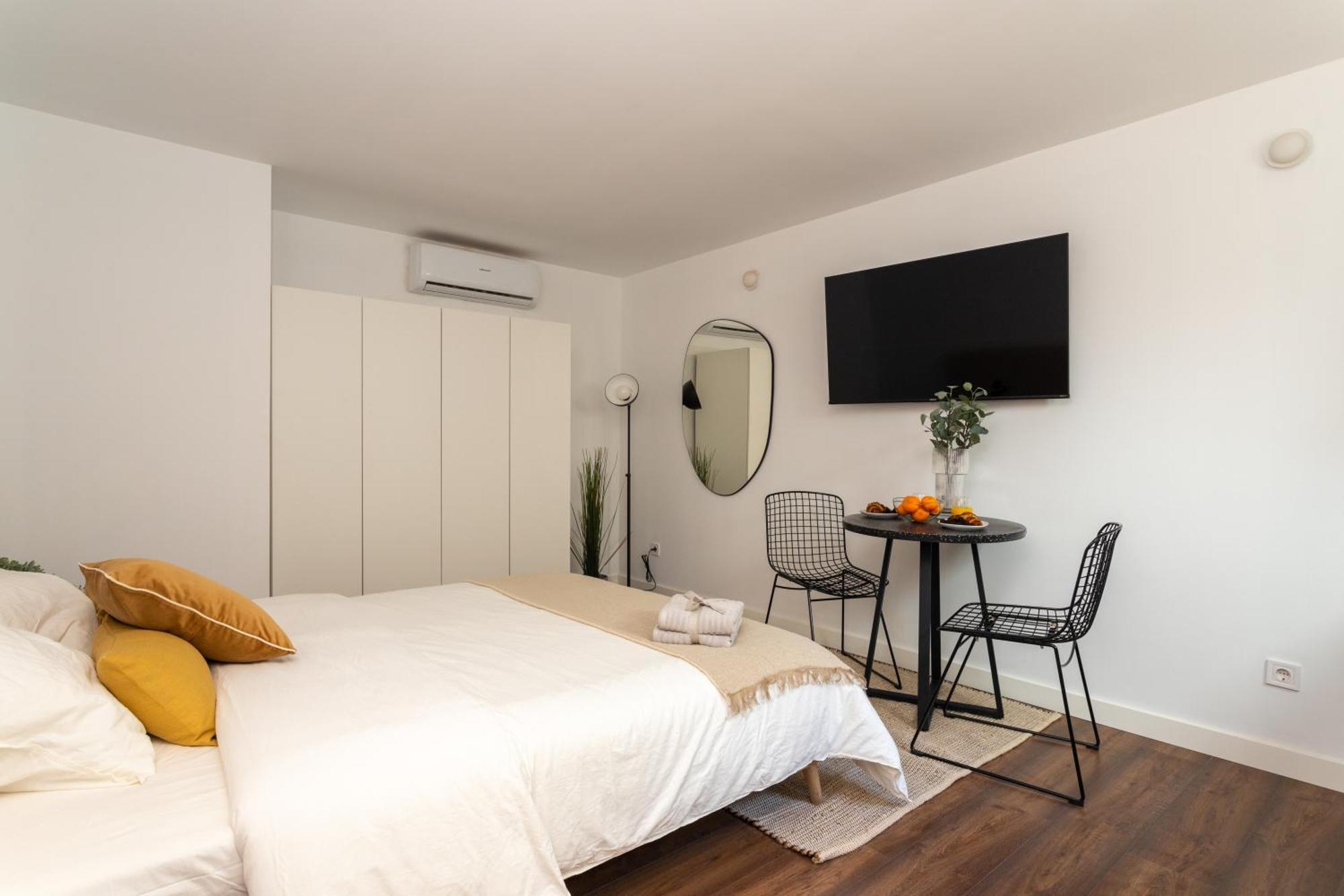 Antique Soul & Ramblas Apartamento